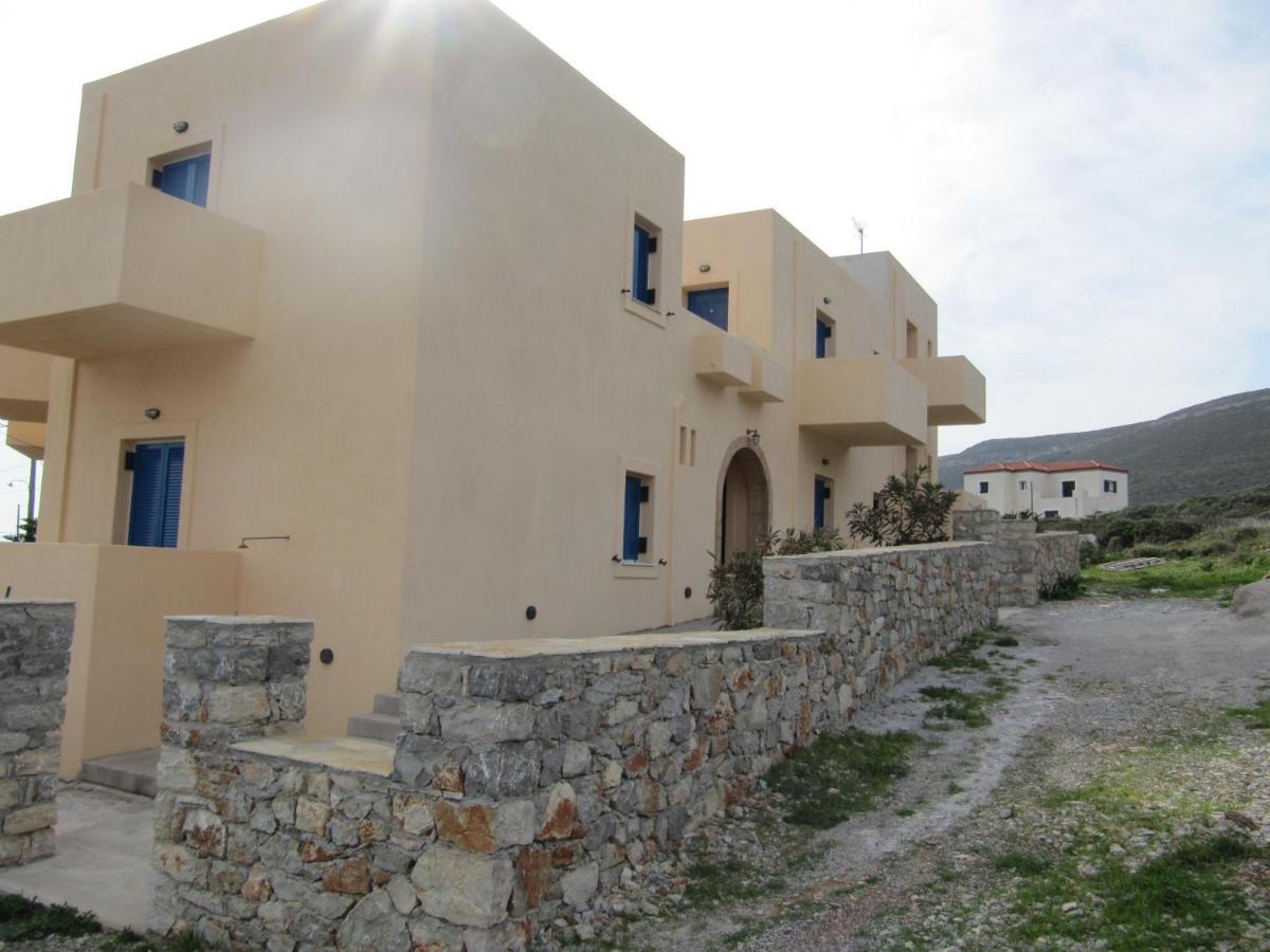 Eugenia Travasarou Sea View Appartments Diakofti 外观 照片