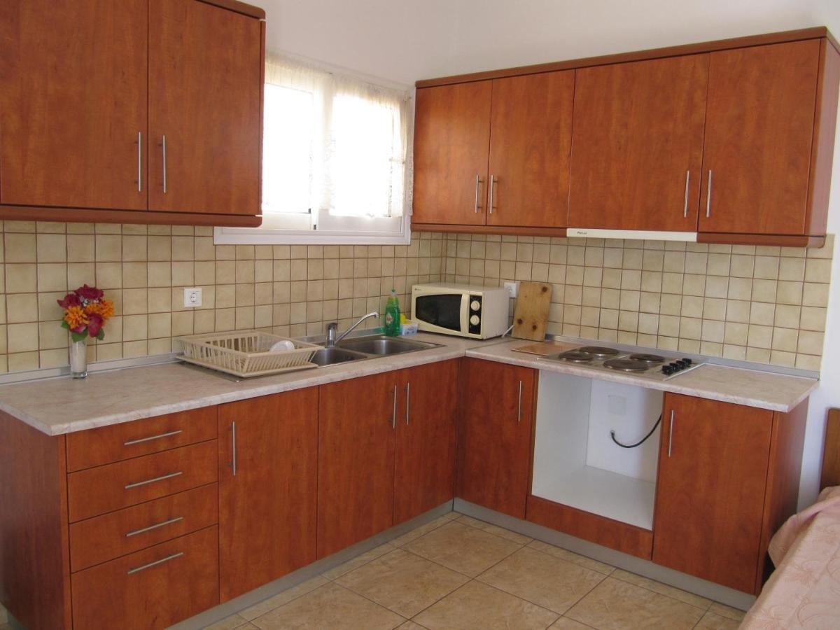 Eugenia Travasarou Sea View Appartments Diakofti 外观 照片