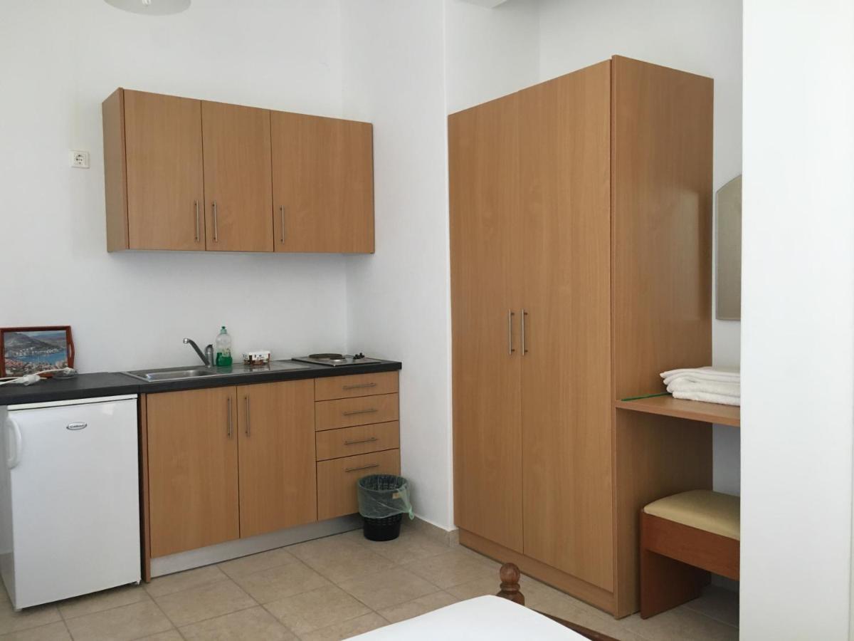 Eugenia Travasarou Sea View Appartments Diakofti 外观 照片