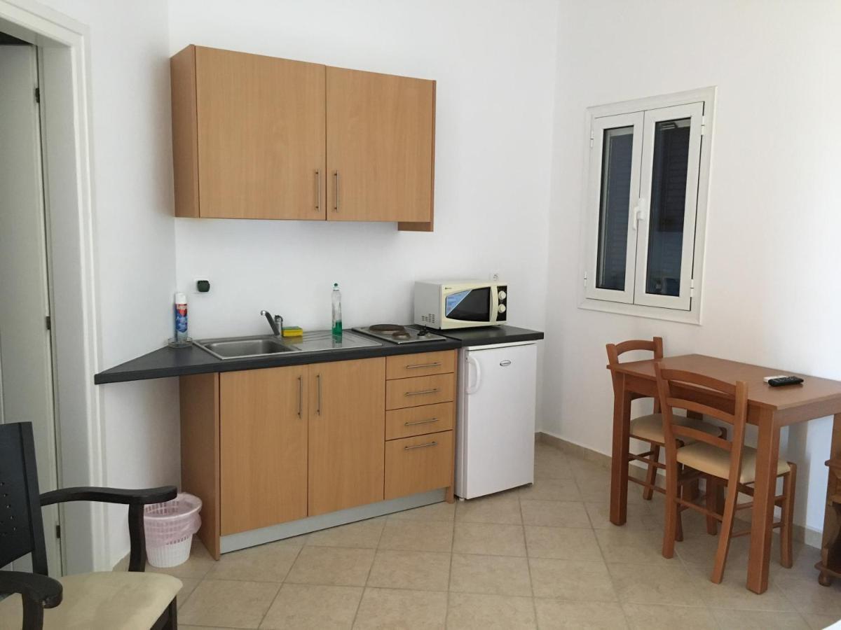 Eugenia Travasarou Sea View Appartments Diakofti 外观 照片
