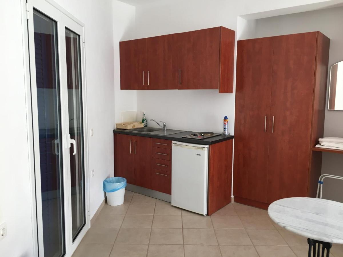 Eugenia Travasarou Sea View Appartments Diakofti 外观 照片
